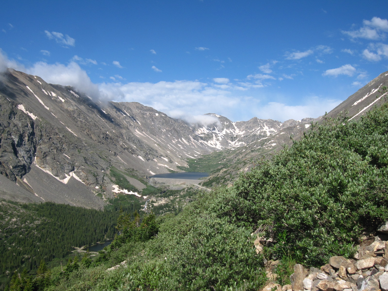 Climber Survives 500-Foot Fall on Colorado 14er, Rescued